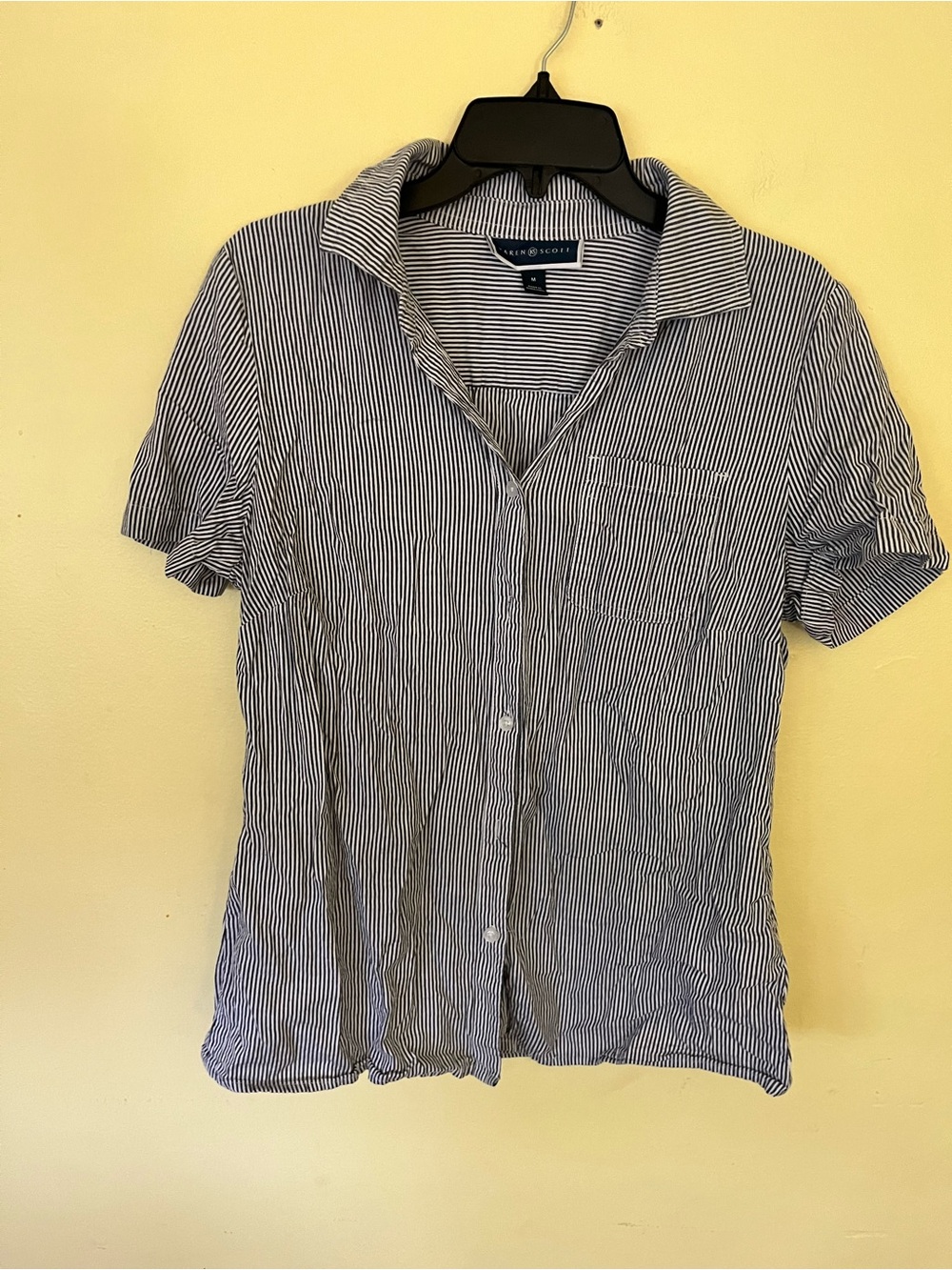 Karen Scott Navy & White Striped Short-Sleeve Button-Down Shirt Size M